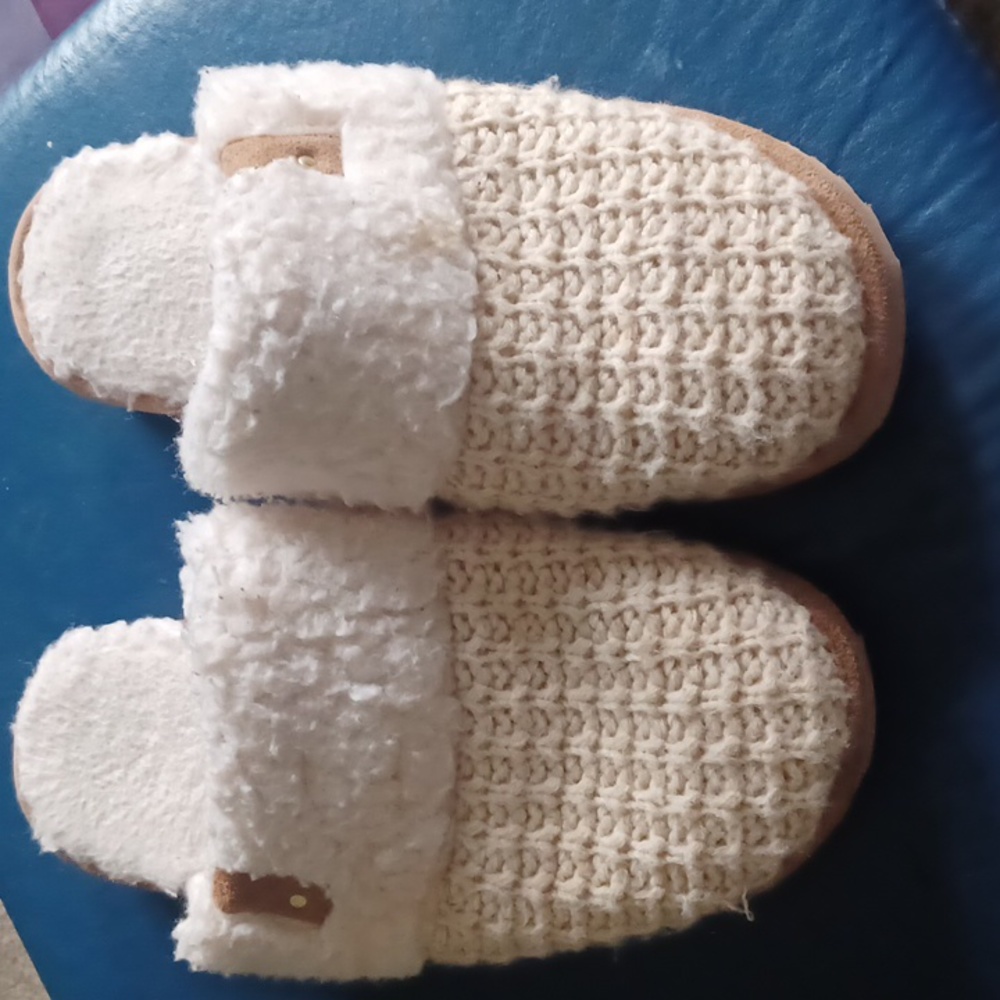 Slippers